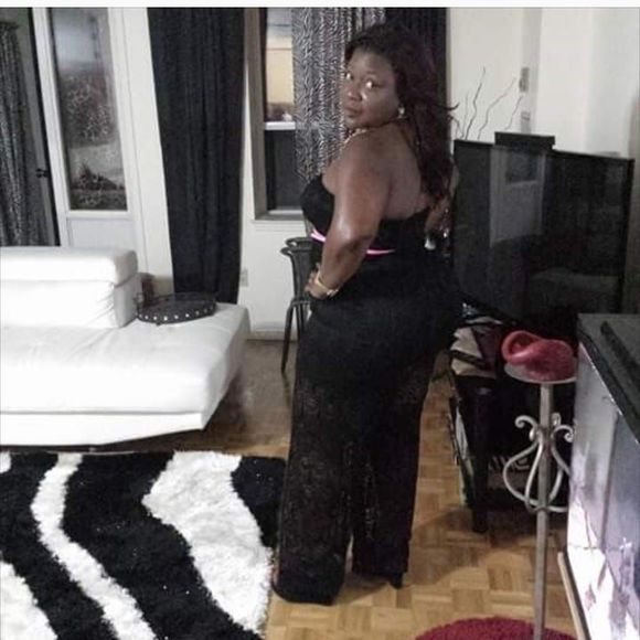 Meet your Posher, Tia - Picture 1 of 1